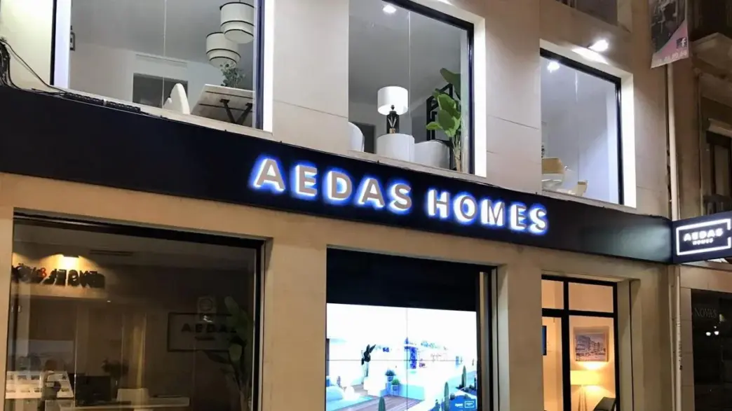 Oficina comercial de Aedas en Alicante.