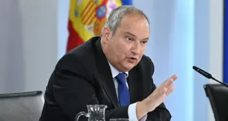 Jordi Hereu, ministro de Industria, en una rueda de prensa.