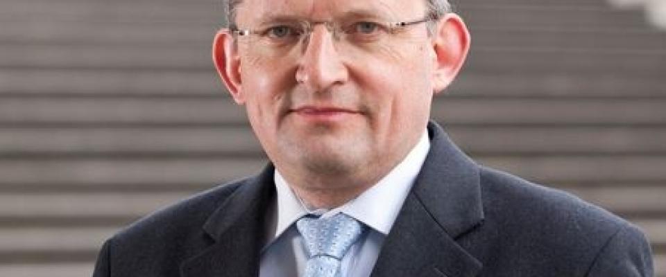 img_FM12054_0_FM12054_MG654706