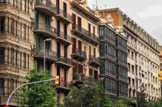 Bloque de edificios en España :: Europapress