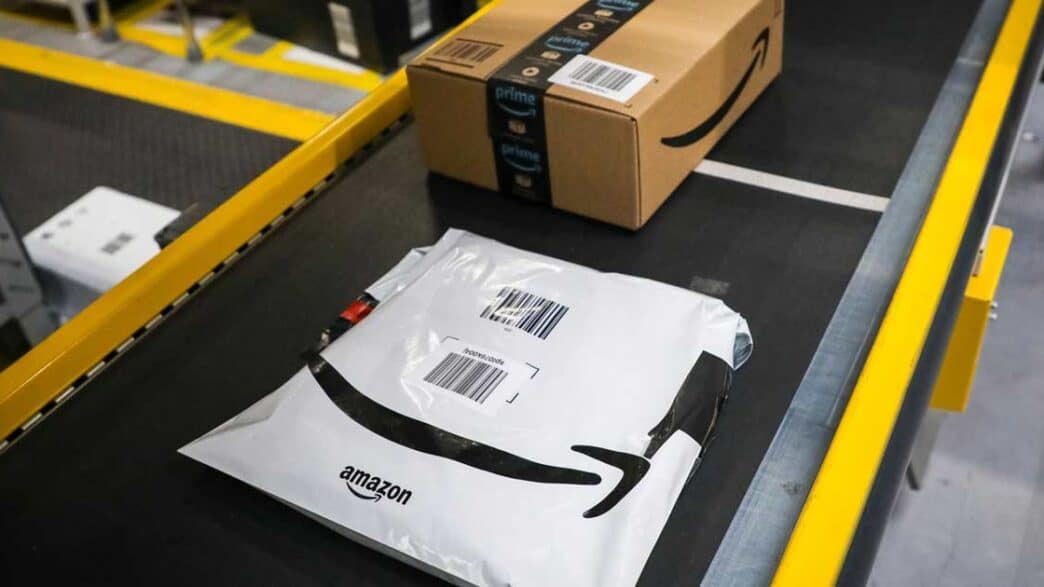 Lineal de envío de paquetería :: Amazon