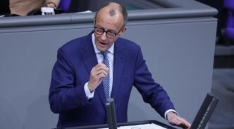 Merz defiende la reforma antes de la votación