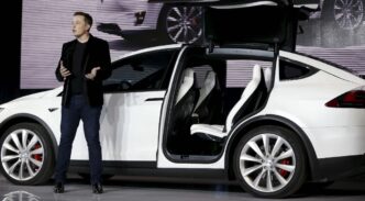 Elon Musk al frente de Tesla