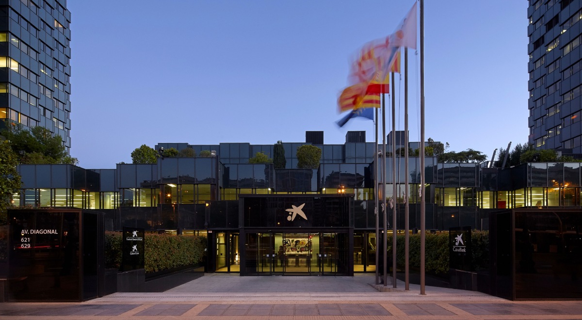 Edificio de CaixaBank en Barcelona