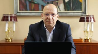 Germán Ávila, ministro de hacienda de Colombia