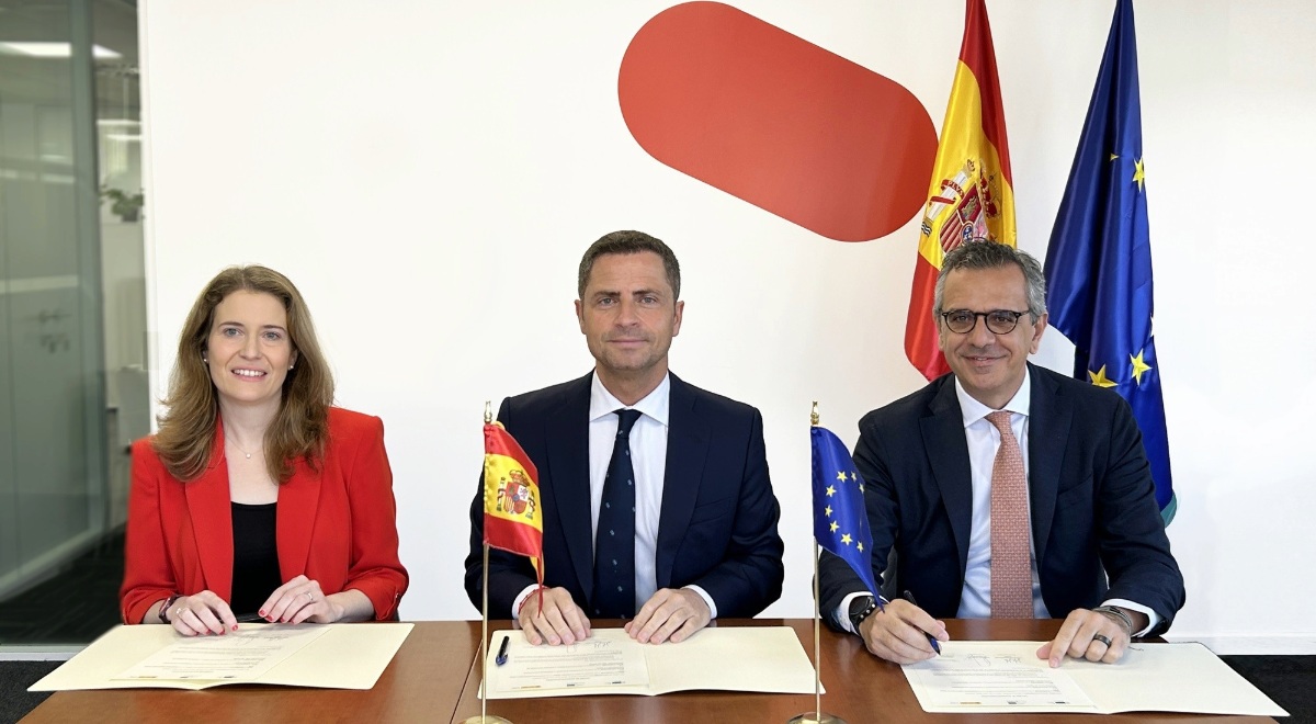 Marco Marrone, director de FEI, Borja Cabezón, CEO de Enisa, y Anna Armengol, representante de la UE