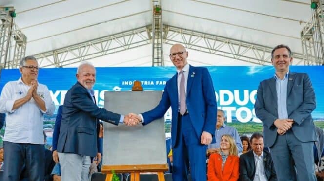 Lula da Silva, presidente de Brasil, y Lars Fruergaard Jorgensen, presidente de Novo Nordisk