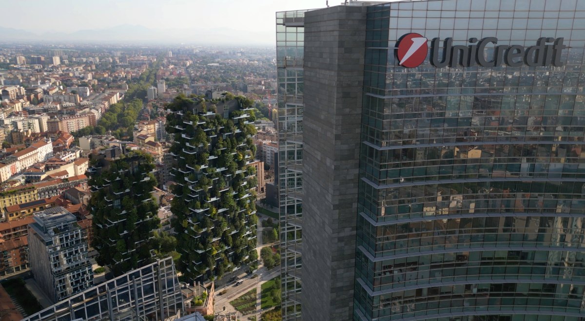Sede de UniCredit en Milán