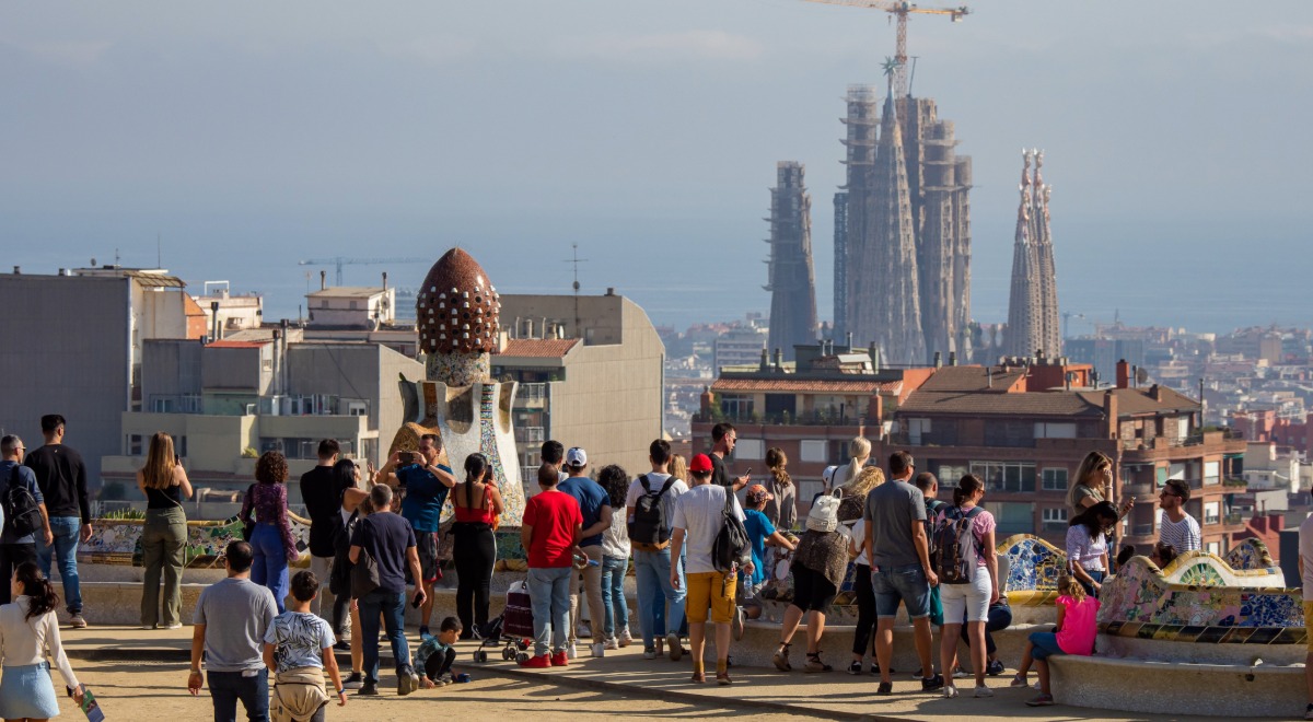 Fotografía de Barcelona con la Sagrada Familia al fondo