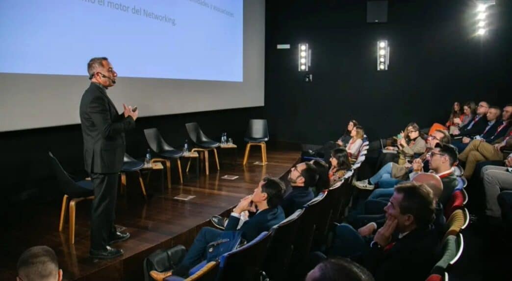 Disertación en el Congreso Clave F&B