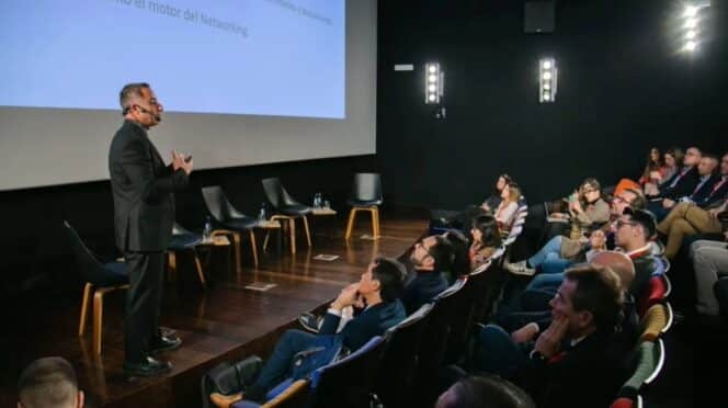 Disertación en el Congreso Clave F&B