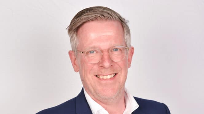 Per Overgaar