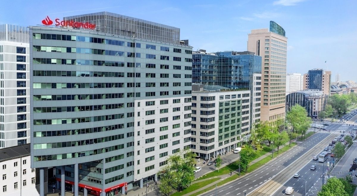 Sede de Banco Santander en Polonia