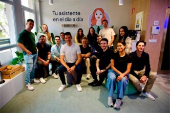 Equipo de la startup Luzia