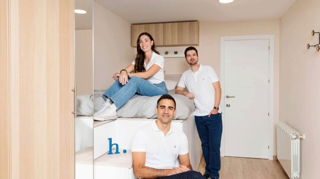Oriol Valls, Anna Labarias y José Emilio Fernández, fundadores de Habitacion.com