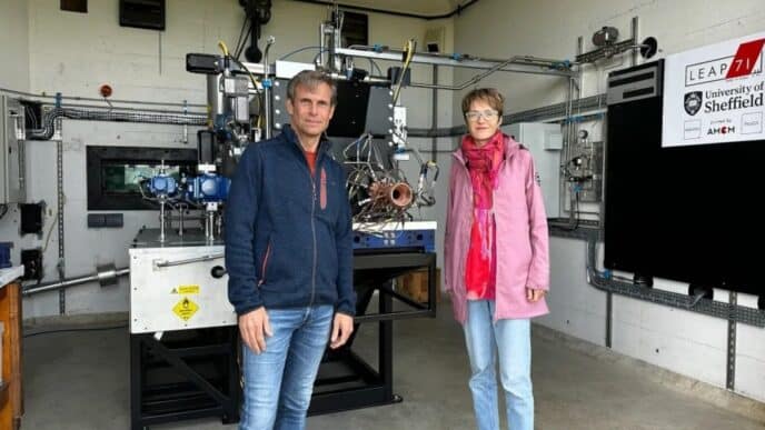 Lin Kayser y Josefine Lissner, fundadores de Leap 71