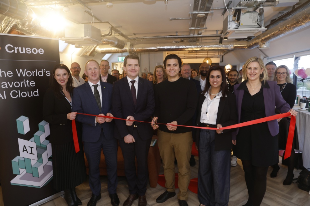 Miembros de Crusoe durante la apertura de su nueva sede en Dublín