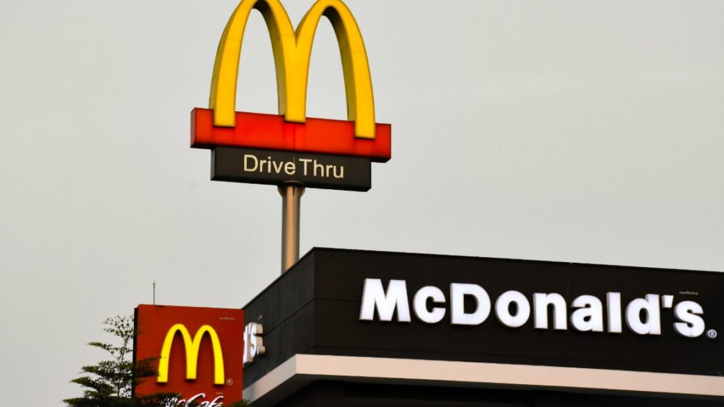 Tienda de McDonald's en Tailandia