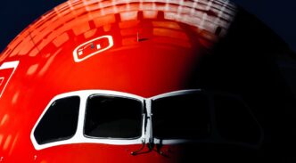Un Boeing B787 de Norwegian Air Shuttle aparcado