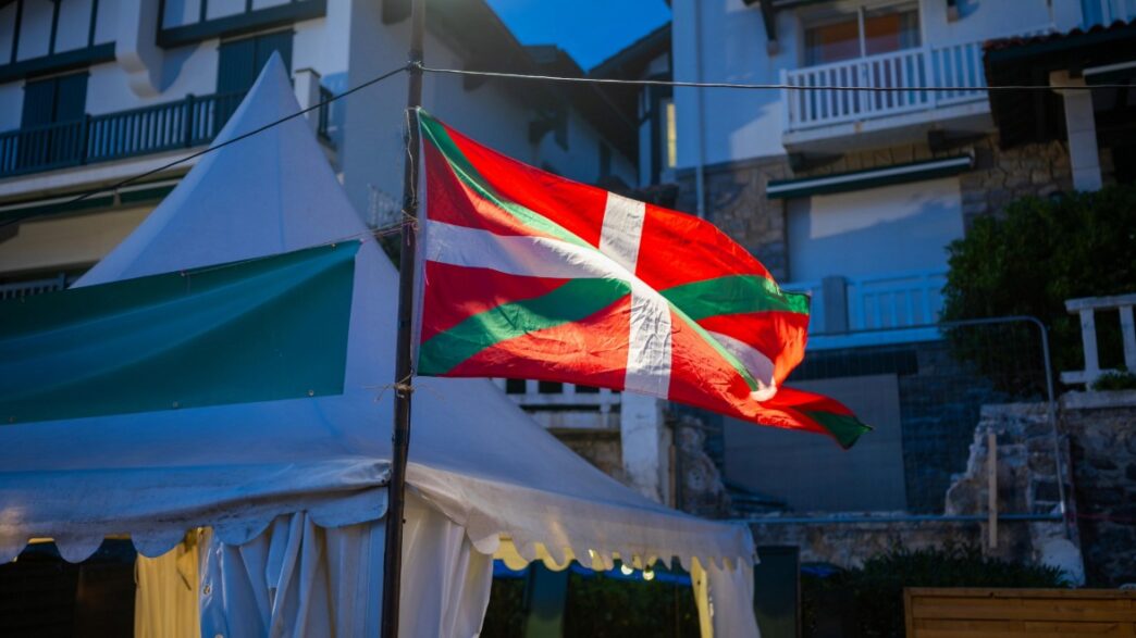 Bandera de Euskadi