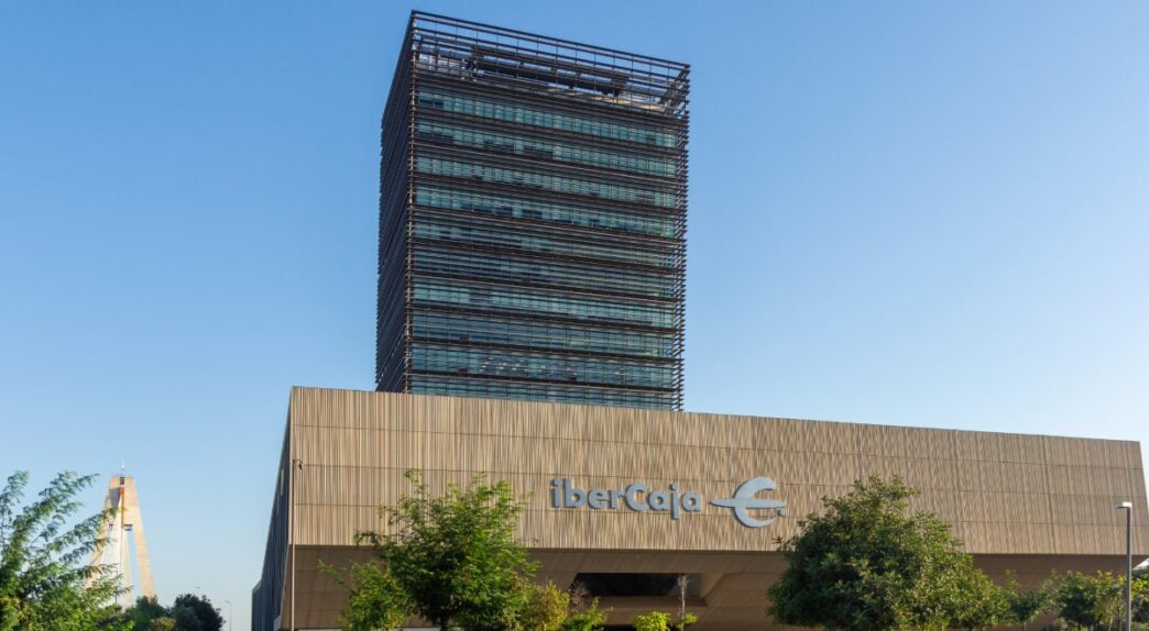 Edificio de Ibercaja en Badajoz