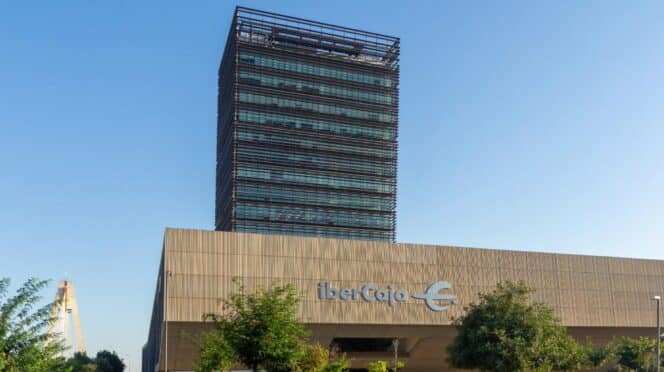Edificio de Ibercaja en Badajoz