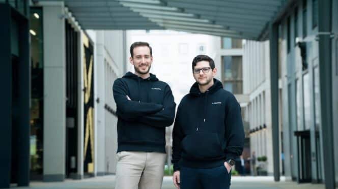 Romain Sestier y Guillaume Lebedel, fundadores de StackOne