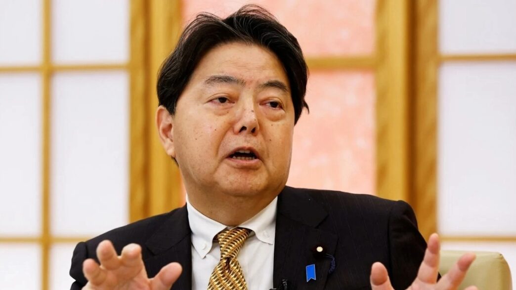 Yoshimasa Hayashi, Ministro de Asuntos Exteriores de Japón