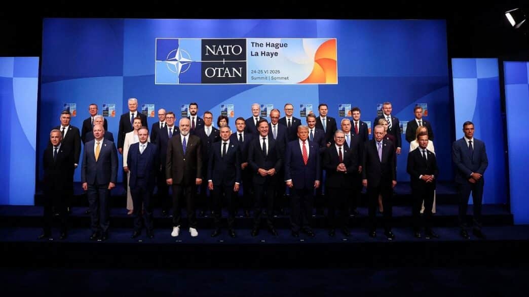 Foto de familia de la cumbre de la OTAN