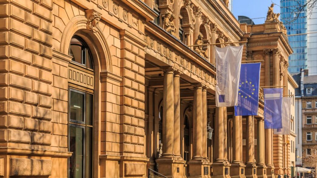Edificio histórico de la bolsa de valores de Frankfurt