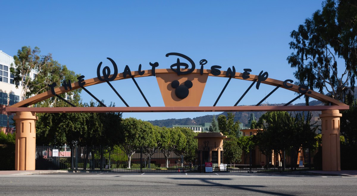 La entrada a Walt Disney Studios en Burbank.
