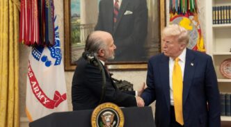 Donald Trump y Howard Lutnick en la Casa Blanca