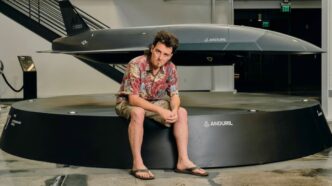 Palmer Luckey lanza un criptobanco