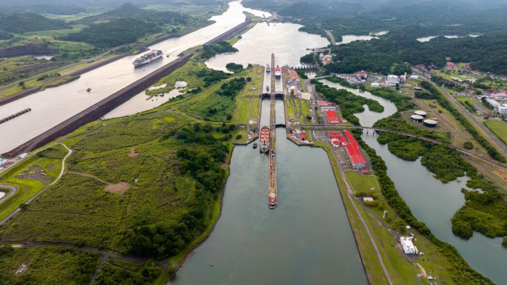 Imagen del Canal de Panamá :: Shutterstock