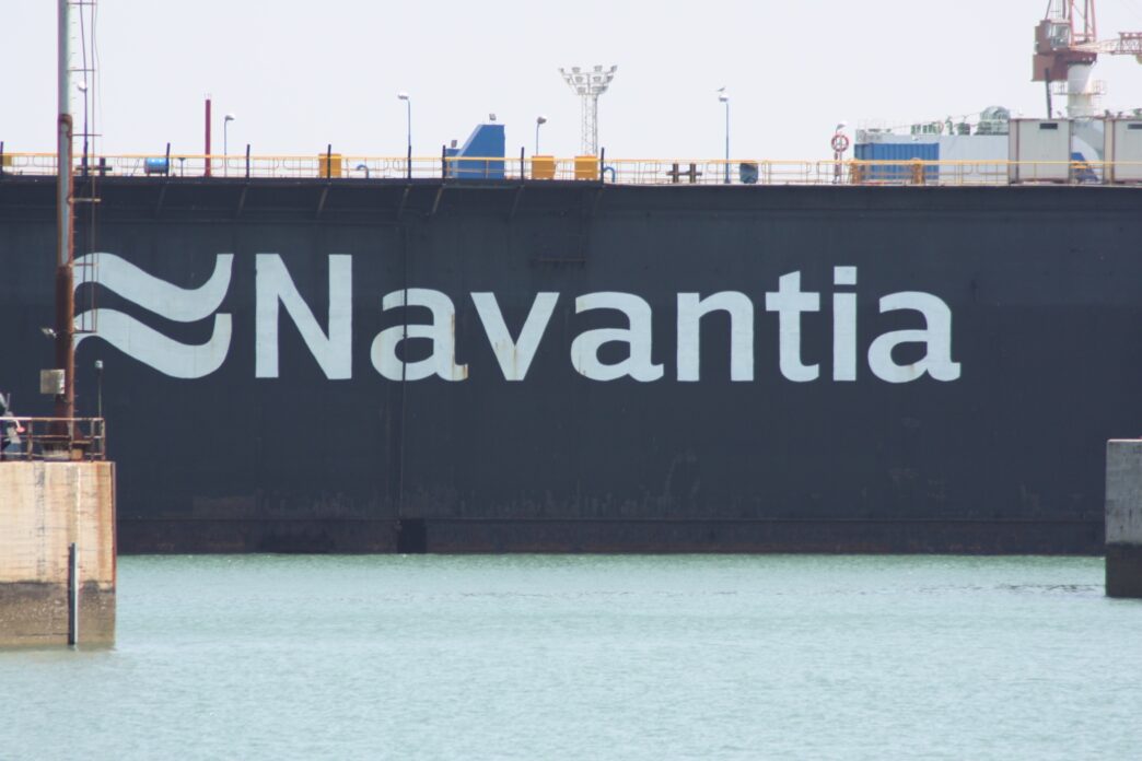 Barco de Navantia