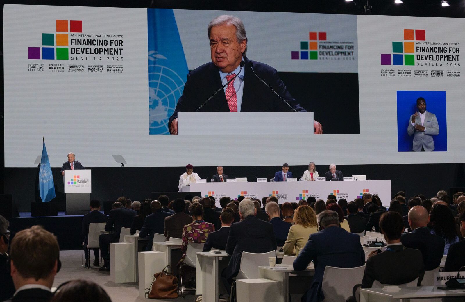 El secretario general de la ONU, Antonio Guterres, durante el encuentro de Sevilla :: ONU Press