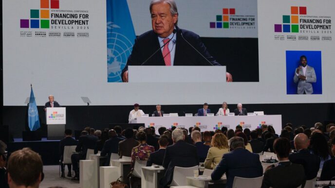El secretario general de la ONU, Antonio Guterres, durante el encuentro de Sevilla :: ONU Press