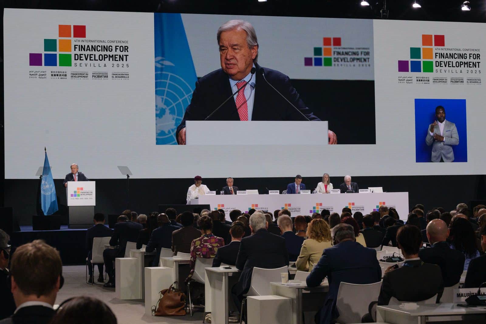 El secretario general de la ONU, Antonio Guterres, durante el encuentro de Sevilla :: ONU Press