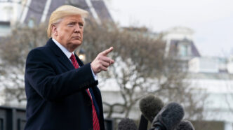 Donald Trump, presidente de los EE.UU., ante los medios