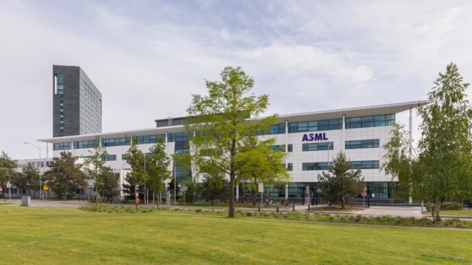 Sede de ASML :: Lea Rae / Shutterstock.com