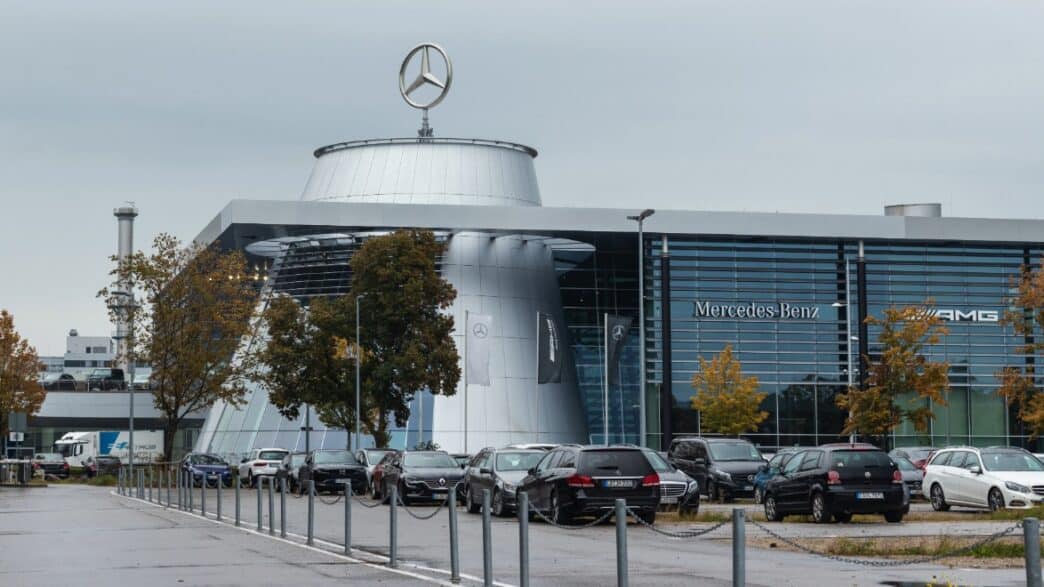 Sede de Mercedes Benz en Stuttgart