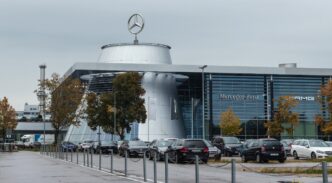 Sede de Mercedes Benz en Stuttgart