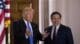 Donald Trump y Dave McCormick en una imagen de archivo :: NBC