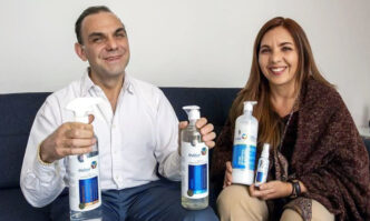 Gabriela y Santiago León