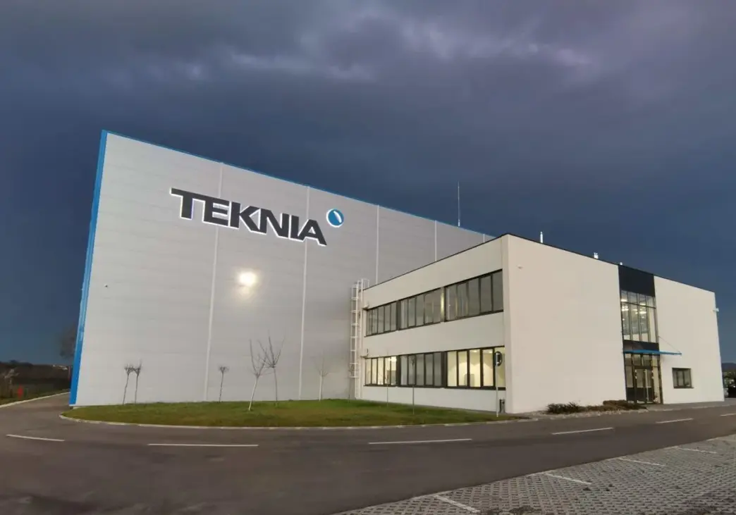 Teknia
