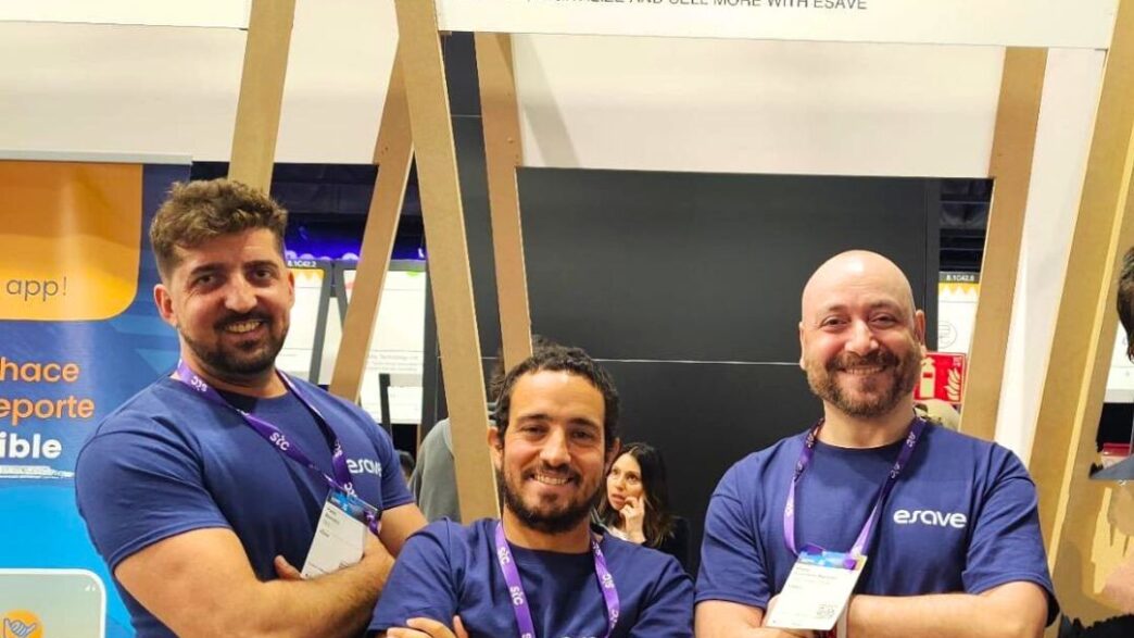 Parte del equipo de eSave