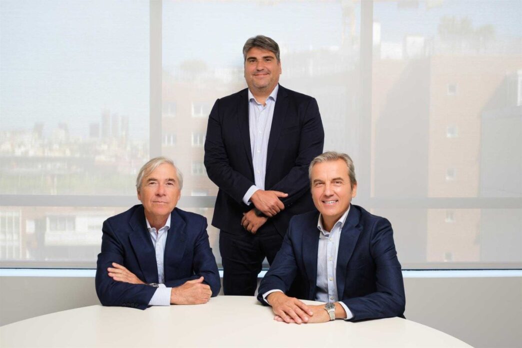 Equipo de Lar y Elix
