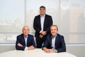 Equipo de Lar y Elix