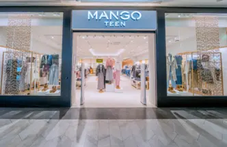 Escaparate de Mango Teen