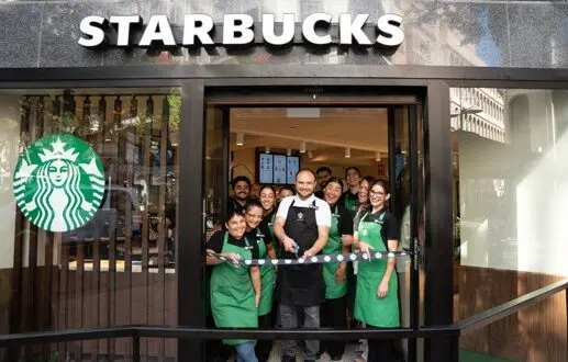 Un establecimiento de Starbucks